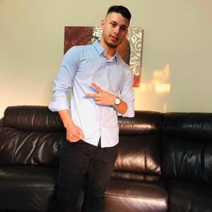 Meet your Posher, Luis